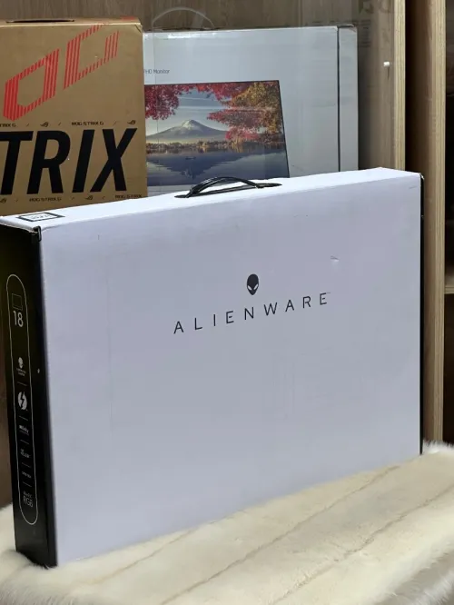 ALIENWARE M18 R2 I9 14900HX 32GO DDR5X 1TO SSD NVIDIA GEFORCE RTX4070 8GO GDDR6 NEUF SOUS EMBALLAGE 