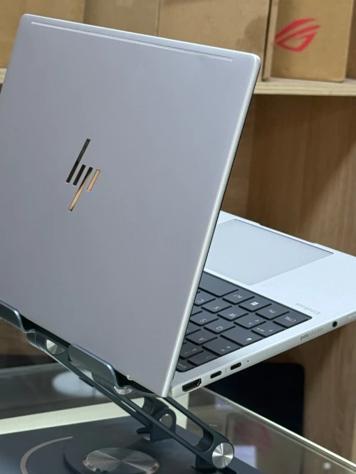 HP ELITEBOOK 8 G1a AMD RYZEN 5 230w 32GO DDR5 256GO SSD NVME