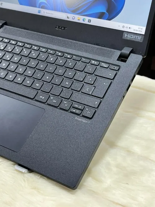 ACER TRAVELMATE 14 I3 1215U 4 GO 256 GO SSD ECRAN 14" FULL HD 1080P LED WINDOWS 11 ORIGINALE
