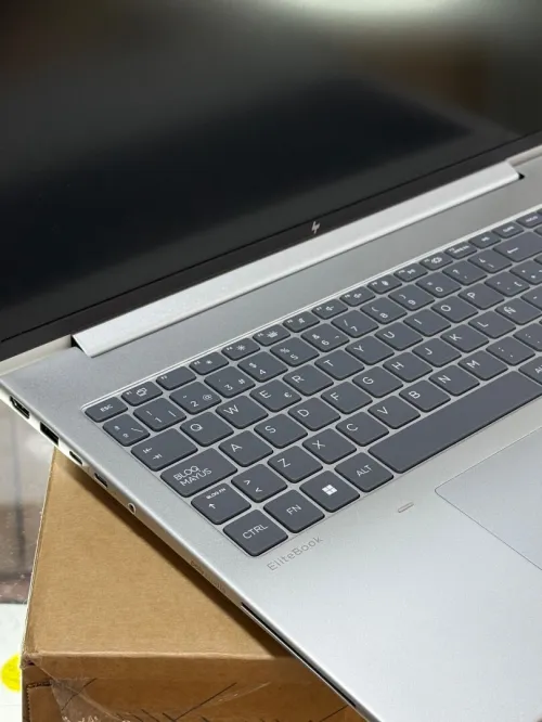HP ELITEBOOK 6 G1AH 16 AMD RYZEN 5 220 16GO 512GO SSD NEUF SOUS EMBALLAGE