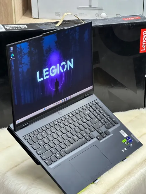 LENOVO LEGION 7 PRO 16IRX8 I9 13900HX 64GO DDR5 3TO SSD NVIDIA GEFORCE RTX4070 8GO NEUF SOUS EMBALLA