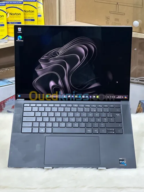 DELL XPS 9530 4K OLED I9 13900H 32GO 1TO SSD NVIDIA GEFORCE RTX4070 8GO GDDR6 4K OLED TACTILE 