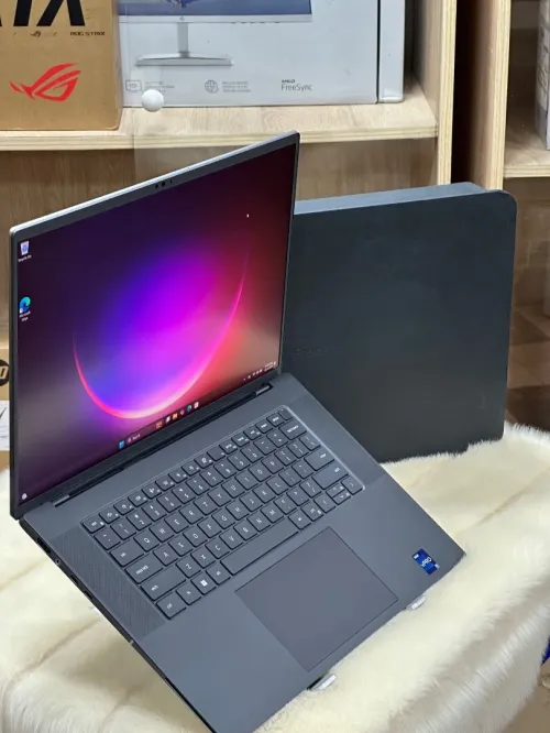 DELL PRECISION 5680 I7 VPRO 13800H 32GO 512GO SSD NVIDIA RTX 2000ada 8GO NEUF SOUS EMBALLAGE 
