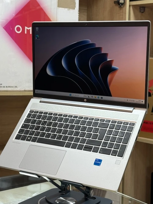 HP PROBOOK 450 G9 I5 1235U 16GO 256GO SSD 