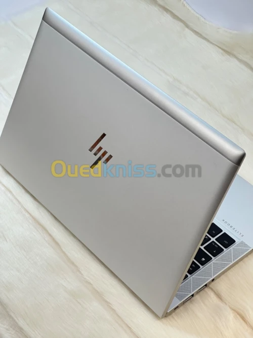 HP ELITEBOOK 830 G7 I5 10210U 8GO 256GO SSD 