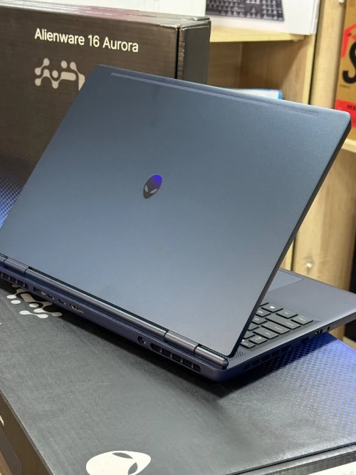 ALIENWARE AURORA 16 BLEU INTEL CORE 7 240H 16GO 1TO SSD NVIDIA GEFORCE RTX5050 8GO GDDR7 NEUF SOUS