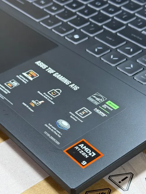ASUS TUF A16 FA608UP AMD RYZEN 9 270 32GO 1TO SSD NVME NVIDIA GEFORCE RTX5070 8GO GDDR7 NEUF SOUS EMBALLAGE