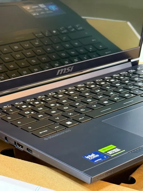 MSI STEALTH 14 AI STUDIO A1VFG ULTRA 7 155H 32GO 1TO SSD NVIDIA GEFORCE RTX4060 8GO 3K OLED NEUF 