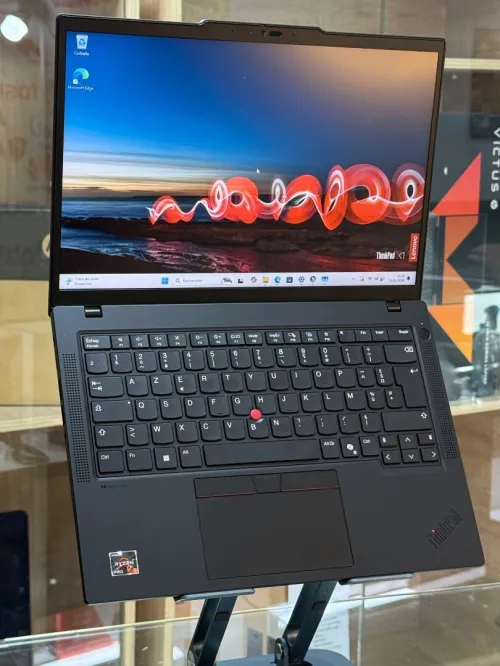 LENOVO THINKPAD T14 GEN 5 AMD RYZEN 5 PRO 8540U 16GO DDR5 512GO SSD NVME