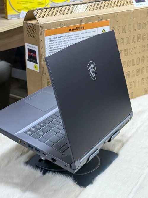 MSI THIN 15 B13UC I5 13420H 16GO 512GO SSD NVIDIA GEFORCE RTX3050 4GO NEUF SOUS EMBALLAGE 
