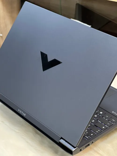 HP VICTUS 15 FB0XXX AMD RYZEN 5 5600H 16GO 512GO SSD AMD RADEON RX6500M 4GO 