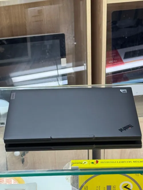 LENOVO THINKPAD T14 GEN 5 INTEL CORE ULTRA 5 VPRO 135U 32GO 256GO SSD NVME NEUF