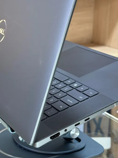 DELL PRECISION 5690 INTEL CORE ULTRA 7 165H 32GO 1TO SSD NVIDIA RTX1000ada 6GO 4K TACTILE