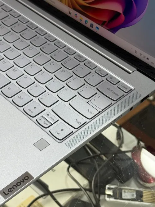 LENOVO SLIM 7i 14IRP8 I5 EVO 1340P 16GO 1TO SSD 3K TACTILE 