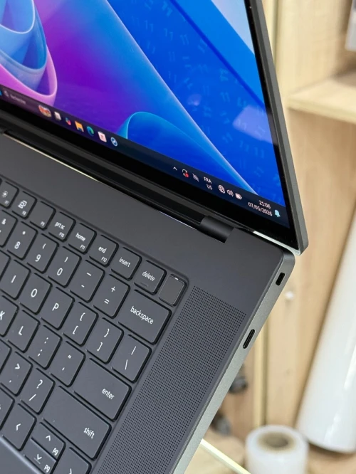 DELL PRECISION 5690 INTEL CORE ULTRA 7 165H 32GO 1TO SSD NVIDIA RTX1000ada 6GO 4K TACTILE