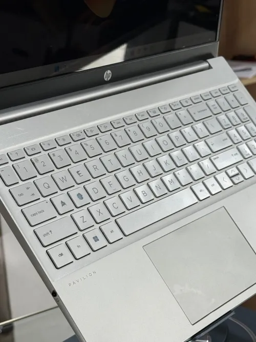HP PAVILION 15 EG1XXX I7 1195G7 16GO 1TO SSD NVIDIA GEFORCE MX350 2GO TACTILE 