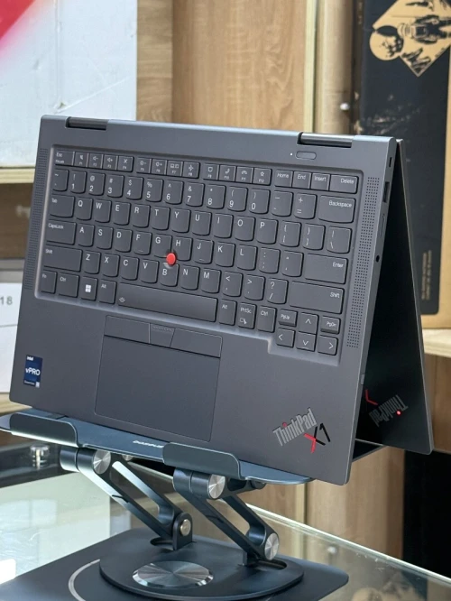 LENOVO THINKPAD X1 YOGA GEN 8 I5 VPRO 1345U 32GO DDR5 256GO SSD TACTILE CONVERTIBLE 