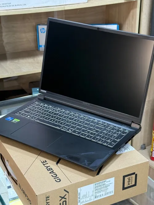 GIGABYTE GAMING G6X9KG I7 13650Hx 16GO 1TO SSD NVME NVIDIA GEFORCE RTX4060 8GO GDDR6 NEUF SOUS EMBAL