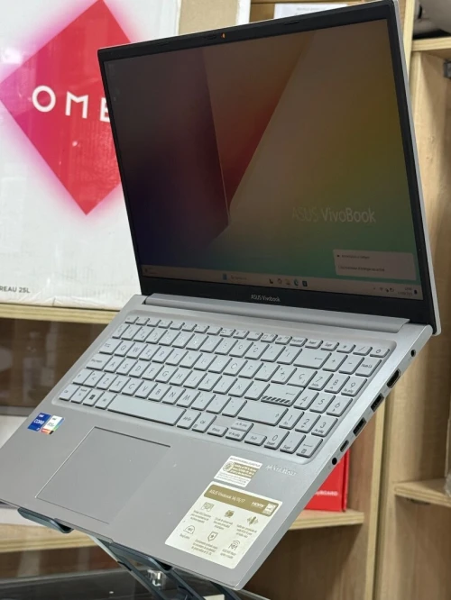 ASUS VIVOBOOK 15 X1504ZA I7 1255U 16GO 1TO SSD NVME