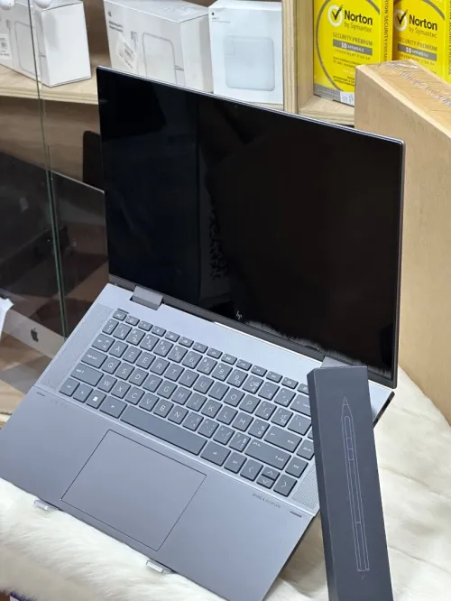 HP ENVY X360 15-EW1073CL I7 1355U 32GO 1TO SSD TACTILE + STYLET NEUF SOUS EMBALLAGE 