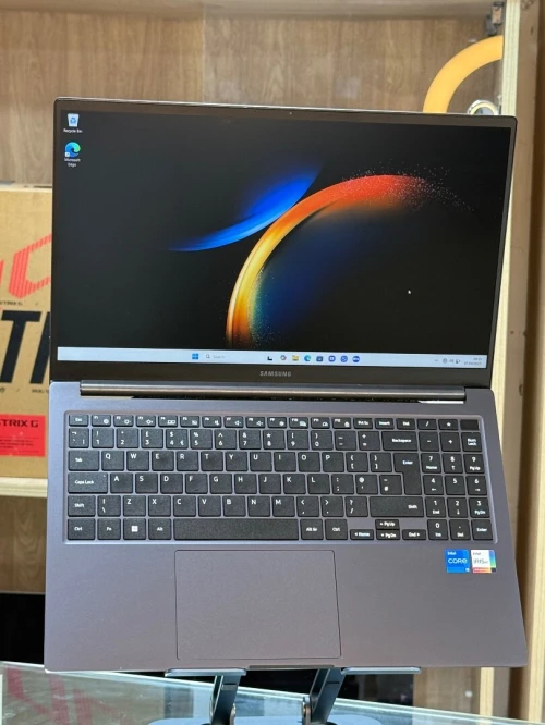 SAMSUNG GALAXYBOOK 750XFG I5 1335U 8GO 256GO SSD NVME