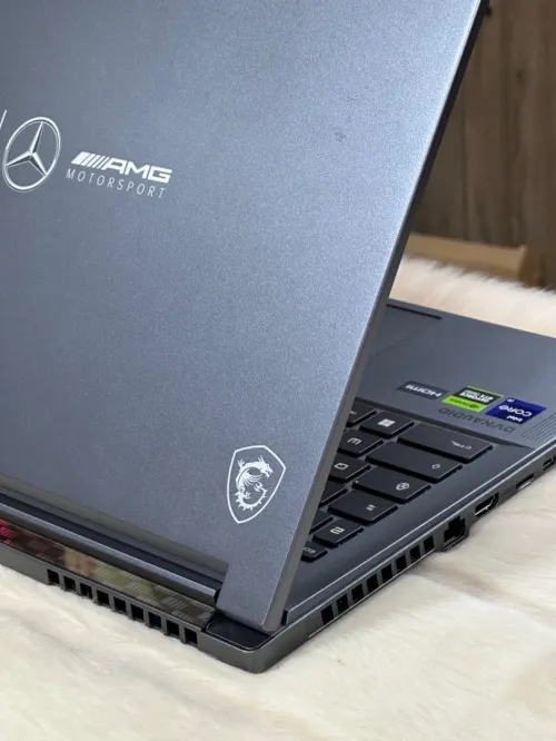 MSI STEALTH 16 MERCEDES AMG A13VG I9 13900H 32GO DDR5 1TO SSD NVIDIA GEFORCE RTX4070 8GO 4K OLED