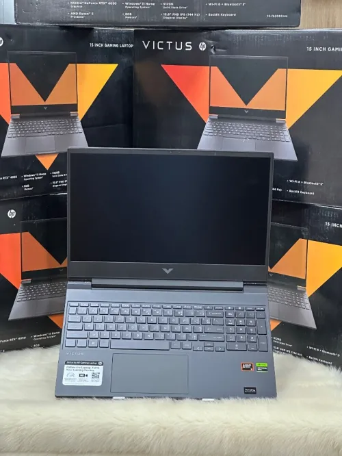 HP VICTUS 15 FB2082WM AMD RYZEN 5 8645HS 16GO DDR5 512GO SSD NVIDIA GEFORCE RTX4050 6GO GDDR6 NEUF 