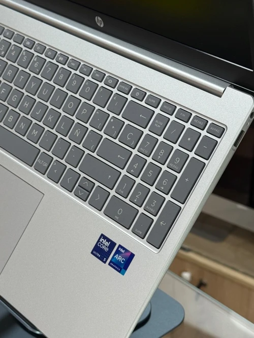HP LAPTOP 15 FD1009NS ULTRA 5 125H 32GO 512GO SSD NEUF SOUS EMBALLAGE 