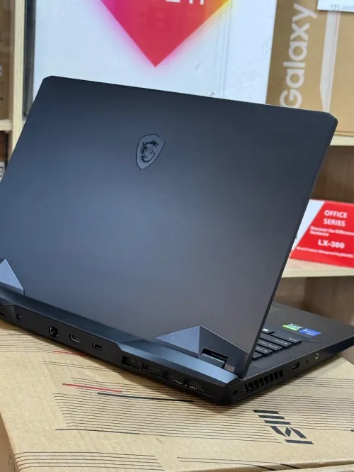 MSI VECTOR GP76 12UGS I7 12700H 16GO 1TO SSD NVIDIA GEFORCE RTX3070Ti 8GO SOUS EMBALLAGE 