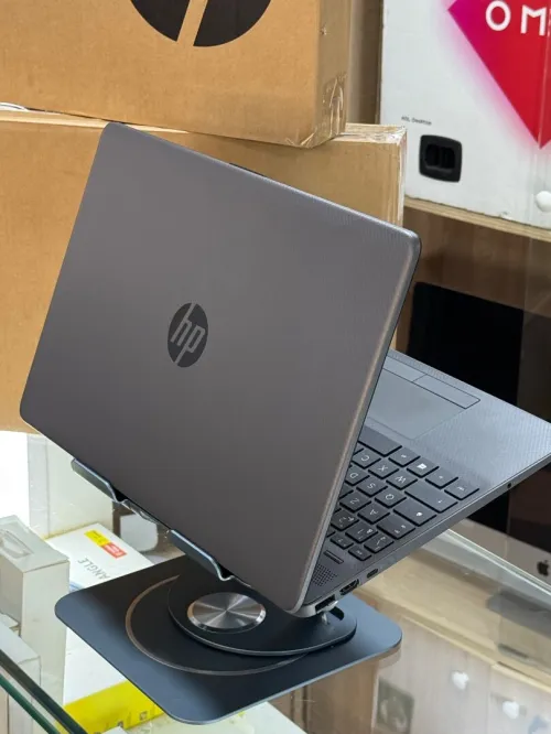 HP 250 G8 INTEL CELERON N4020 4GO 256GO SSD 15.6 FHD WINDOWS 11 ORIGINAL NEUF SOUS EMBALLAGE 