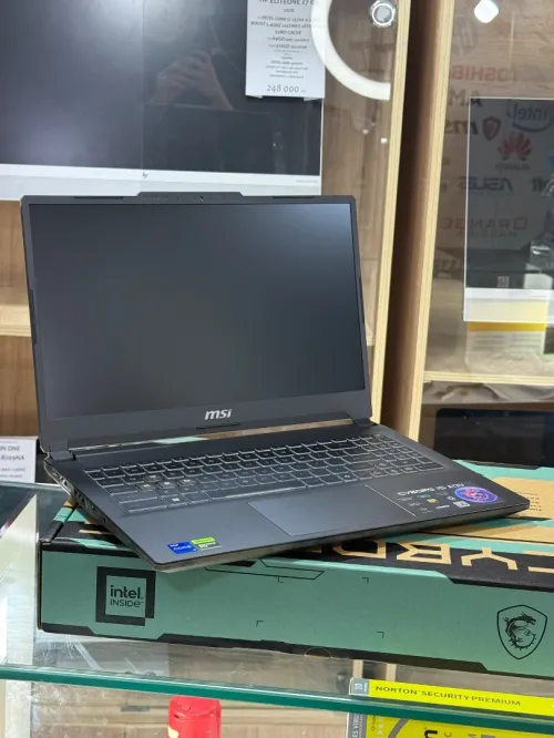 MSI CYBORG 15 A13VF I7 13620H 16GO 1TO SSD NVIDIA GEFORCE RTX4060 8GO NEUF SOUS EMBALLAGE