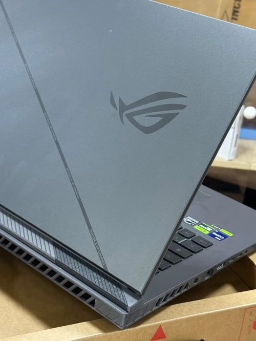 ASUS ROG STRIX G18 G814J I9 14900HX 32GO 1TO SSD NVIDIA GEFORCE RTX4070 8GO NEUF SOUS EMBALLAGE 