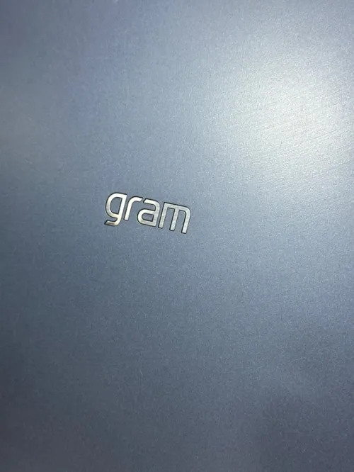 LG GRAM 15Z90RT I7 1360P 16GO 1TO SSD NVME OLED