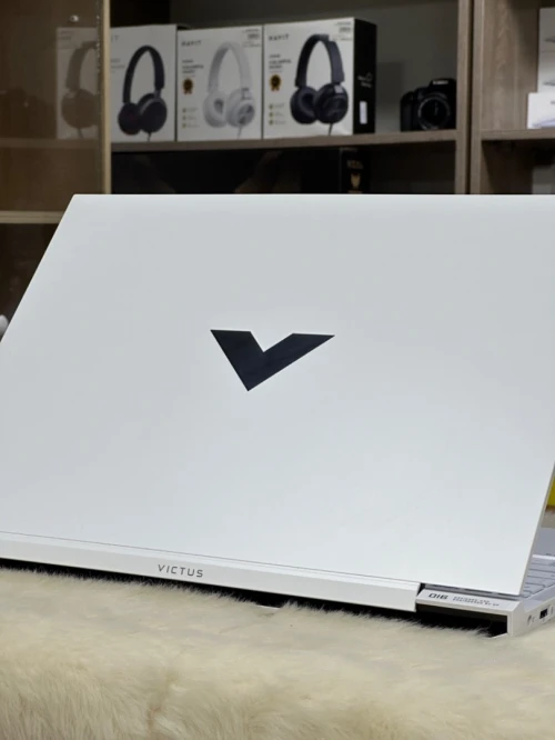 HP VICTUS GAMING 15-EC2XXX AMD RYZEN 7 5800H 16GO 512GO SSD NVIDIA GEFORCE RTX3050Ti 4GO GDDR6 