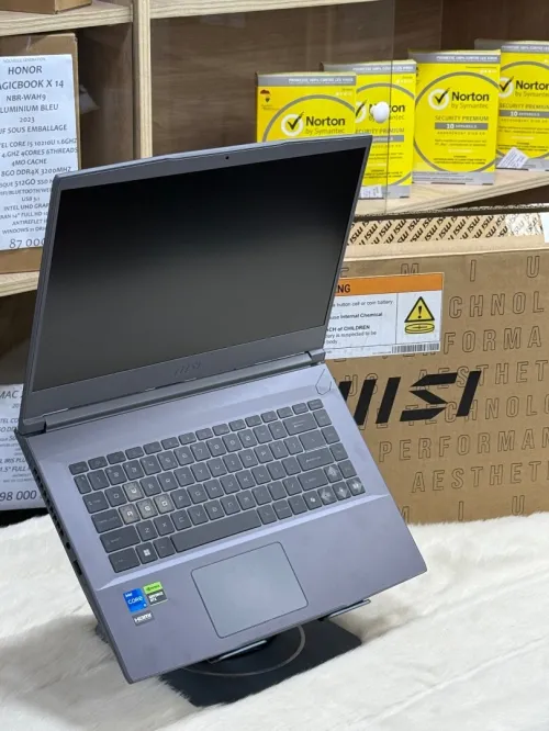 MSI THIN 15 B13UC I5 13420H 16GO 512GO SSD NVIDIA GEFORCE RTX3050 4GO NEUF SOUS EMBALLAGE 