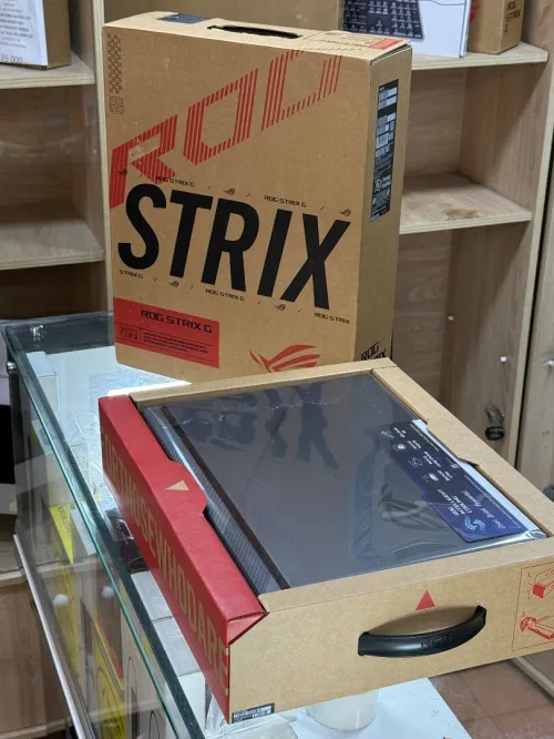 ASUS ROG STRIX G16 G614FH AMD RYZEN 9 9955HX 16GO 1TO SSD NVME NVIDIA GEFORCE RTX5050 8GO GDDR7 NEUF