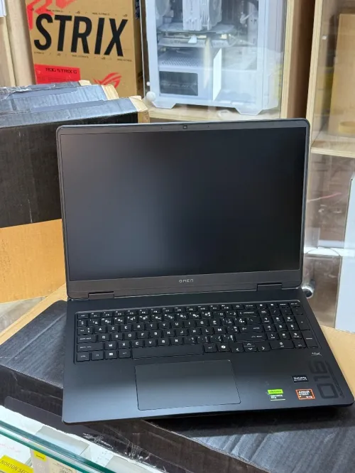 HP OMEN 16Z AP000 AMD RYZEN 9 8940HX 16GO 512GO SSD NVIDIA GEFORCE RTX5060 8GO NEUF SOUS EMBALLAGE