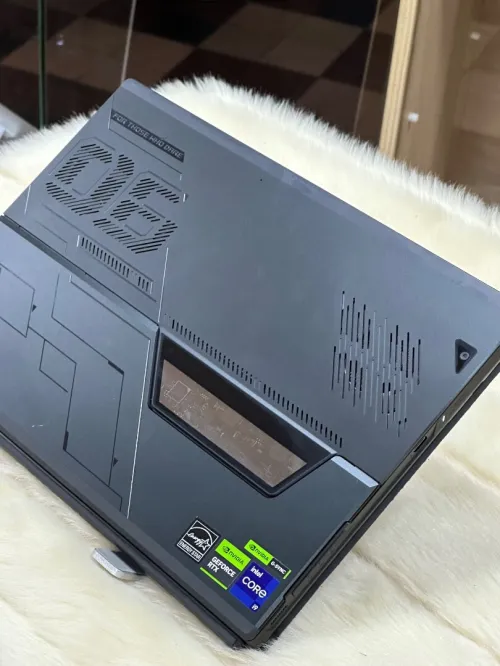 ASUS ROG FLIW Z13 GZ301VF I9 13900H 16GO DDR5 512GO SSD NVIDIA GEFORCE RTX2050 4GO 