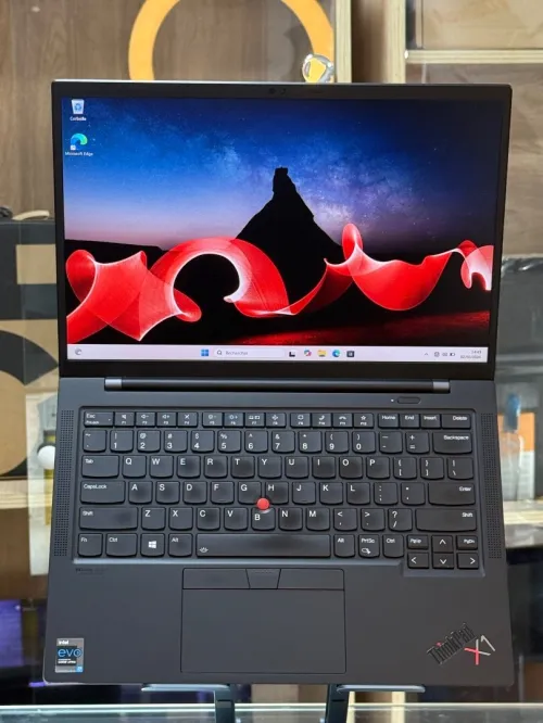 LENOVO THINKPAD X1 CARBON GEN 9 I7 VPRO 1185G7 16GO 512GO SSD TACTILE