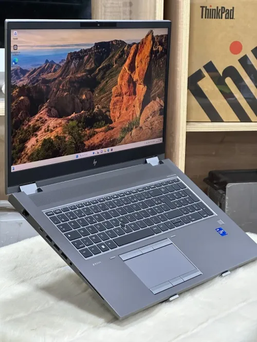 HP ZBOOK FURY 17 G8 I7 VPRO 11850H 32GO DDR4X 512GO SSD NVIDIA T1200 4GO 