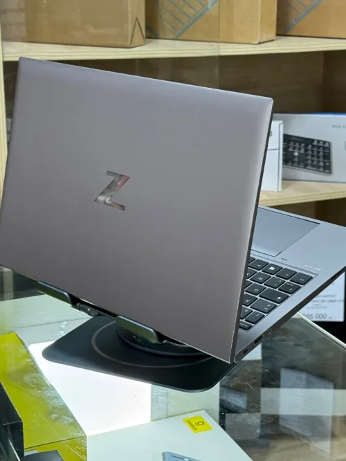 HP ZBOOK FIREFLY 15 G7 I5 10210U 8GO 256GO SSD NVIDIA QUADRO P520 4GO 