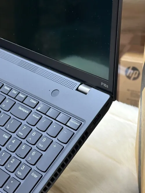 LENOVO THINKPAD P16s GEN 2 4K OLED I7 1360P 32GO 1TO SSD NVIDIA RTX A500 4GO NEUF SOUS EMBALLAGE 