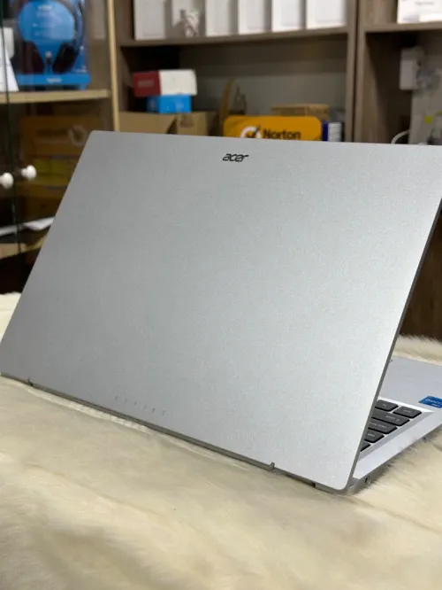 ACER APSIRE 3 A315-510P I3 N305 4GO DDR5 256Go SSD 