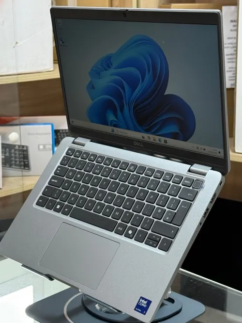 DELL LATITUDE 5350 ULTRA 7 165U 32GO 1TO SSD 