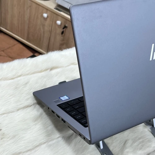 HP ZBOOK 14U I5 7200U 8GO 256GO AMD REDEON PRO WX3100 ECRAN 14 1080 LED WIN 10 