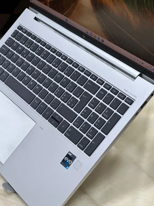 HP ELITEBOOK 860 G10 I7 EVO 1370P 32GO DDR5 5200MHZ 1TO SSD NVME 