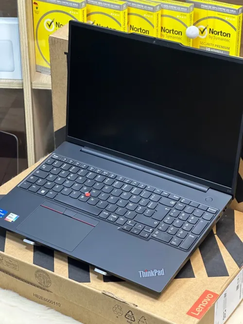 LENOVO THINKPAD E16 GEN1 I5 1335U 16GO 256GO SSD 16 NEUF SOUS EMBALLAGE 