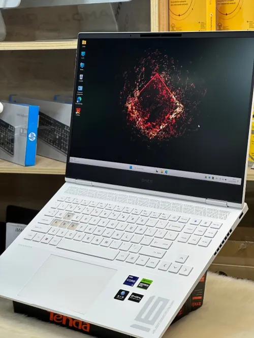 HP OMEN TRANSCEND 16-U0XXX I9 13900HX 16GO 1TO SSD NVIDIA GEFORCE RTX4060 8GO