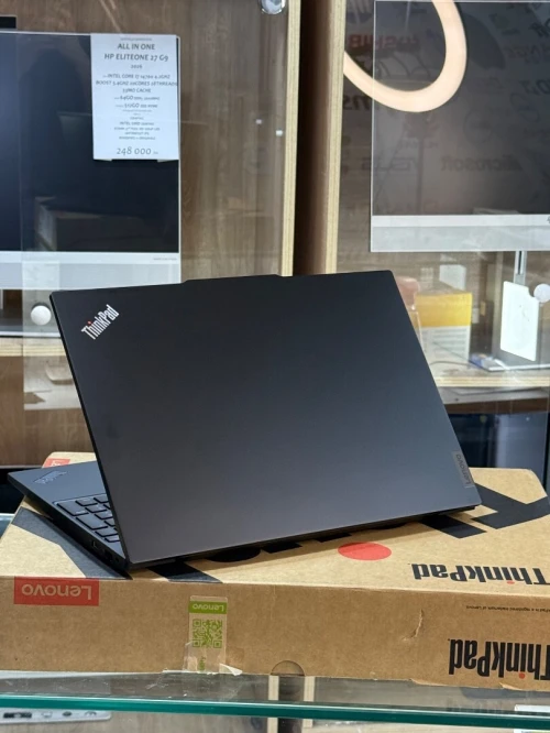 LENOVO THINKPAD E16 I7 13700H 16GO 512GO SSD NVME NEUF SOUS EMBALLAGE