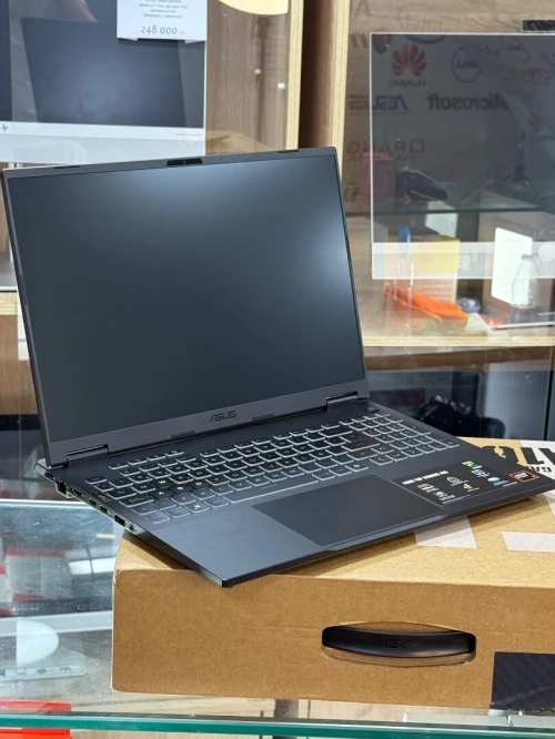 ASUS TUF A16 FA608UP AMD RYZEN 7 260w 16GO 1TO SSD NVIDIA GEFORCE RTX5070 8GO GDDR7 NEUF SOUS EMBALLAGE